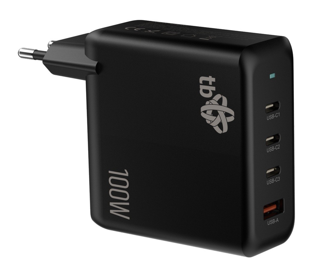 3x USB C + USB A