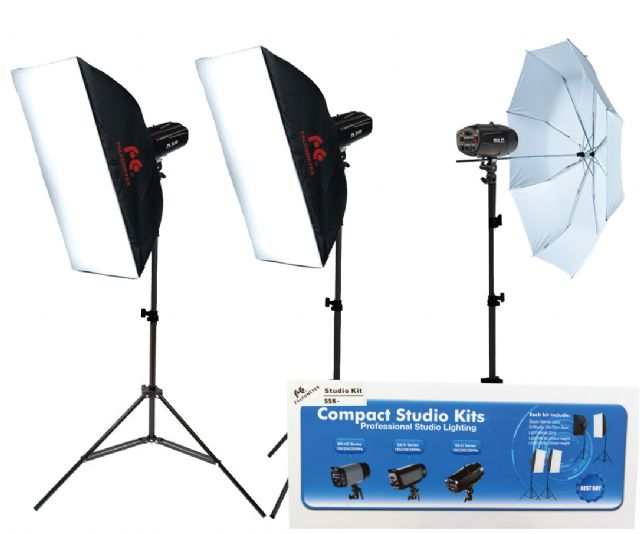 Falcon Eyes Studio Flash Set SSK-3200D